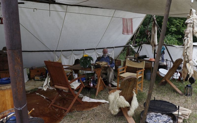 38. WESTERN- UND VORDERLADERTREFFEN 2025 – Trotz Regenwetter ein voller Erfolg – Bild