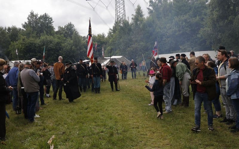 38. WESTERN- UND VORDERLADERTREFFEN 2025 – Trotz Regenwetter ein voller Erfolg – Bild
